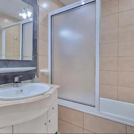 公寓 Seaside Ocean & Mountain View-2 Bedroom *