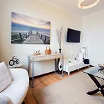 Seaside Orchid- Ocean & Mountain Views-garage Parking-walk To Do Vigario * Camara de Lobos