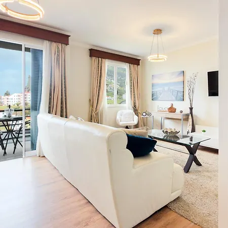 Seaside Orchid-ocean & Mountain Views-free Parking-walk To Apartment