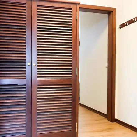 Seaside Orchid-Ocean & Mountain Views-Free Parking-Walk To Camara De Lobos Appartement Câmara de Lobos